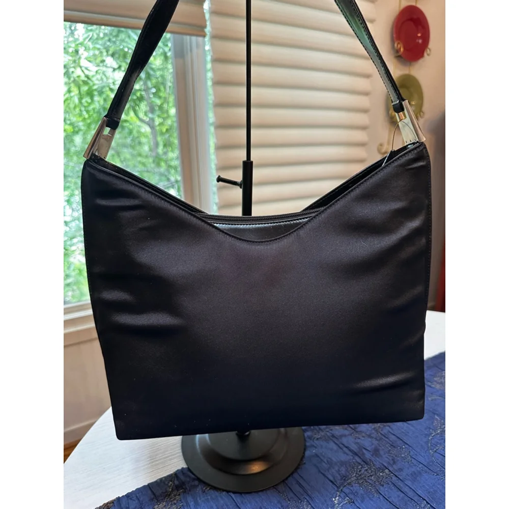 Gucci Black Padded Satin & Patent Leather Shoulder Bag - Picture 1 of 14